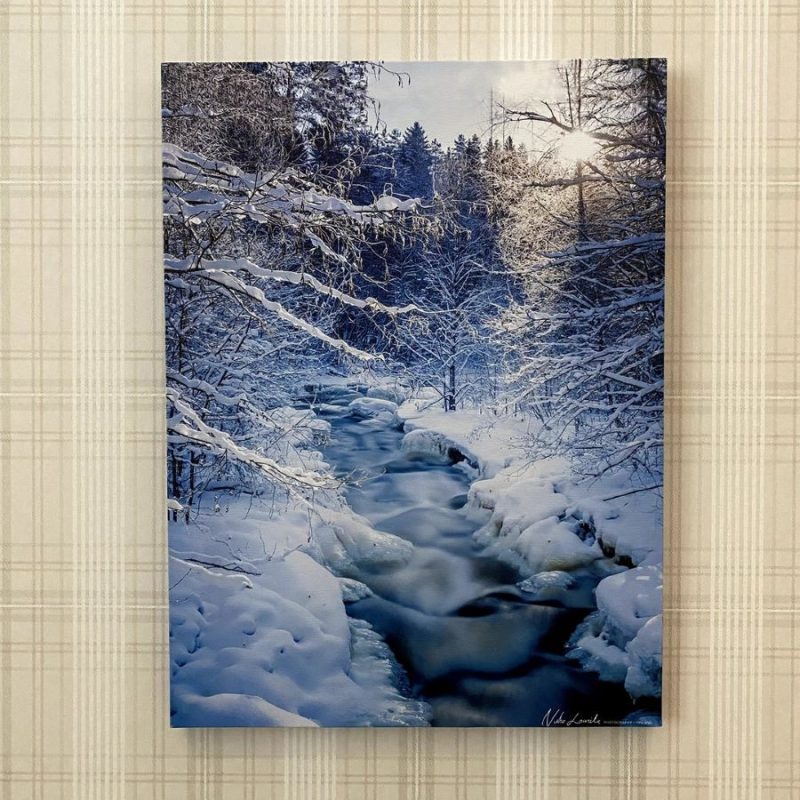 Valotaulu 30x40cm - Talvinen koski, Niko Laurila